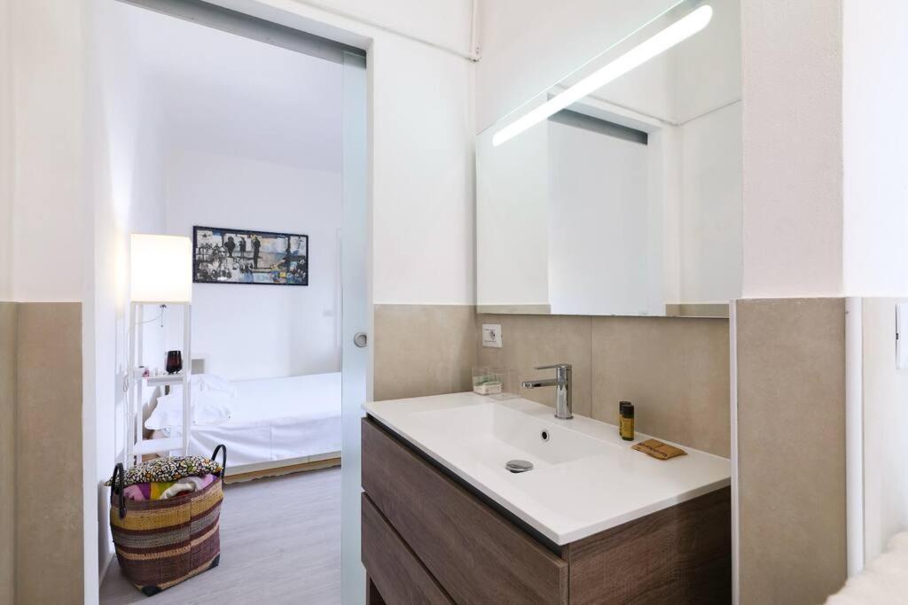 Cozy Style Nolo-stazione Apartamento *